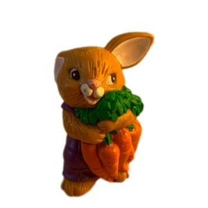 AVON 1984 Merry Messenger Pomette Thanks a Bunch Bunny Figure